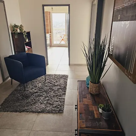 Avec Parking Centre Apartment