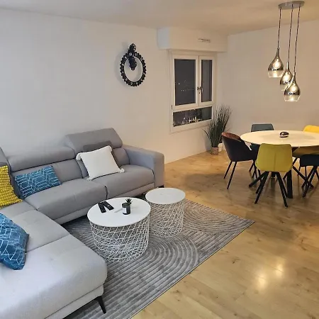 Avec Parking Centre Apartment