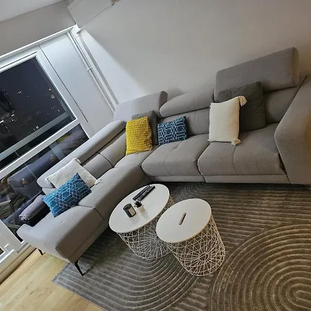 Apartment Avec Parking Centre